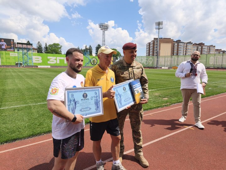 Житомирянин встановив рекорд України з виконання комплексу “Мерфі”