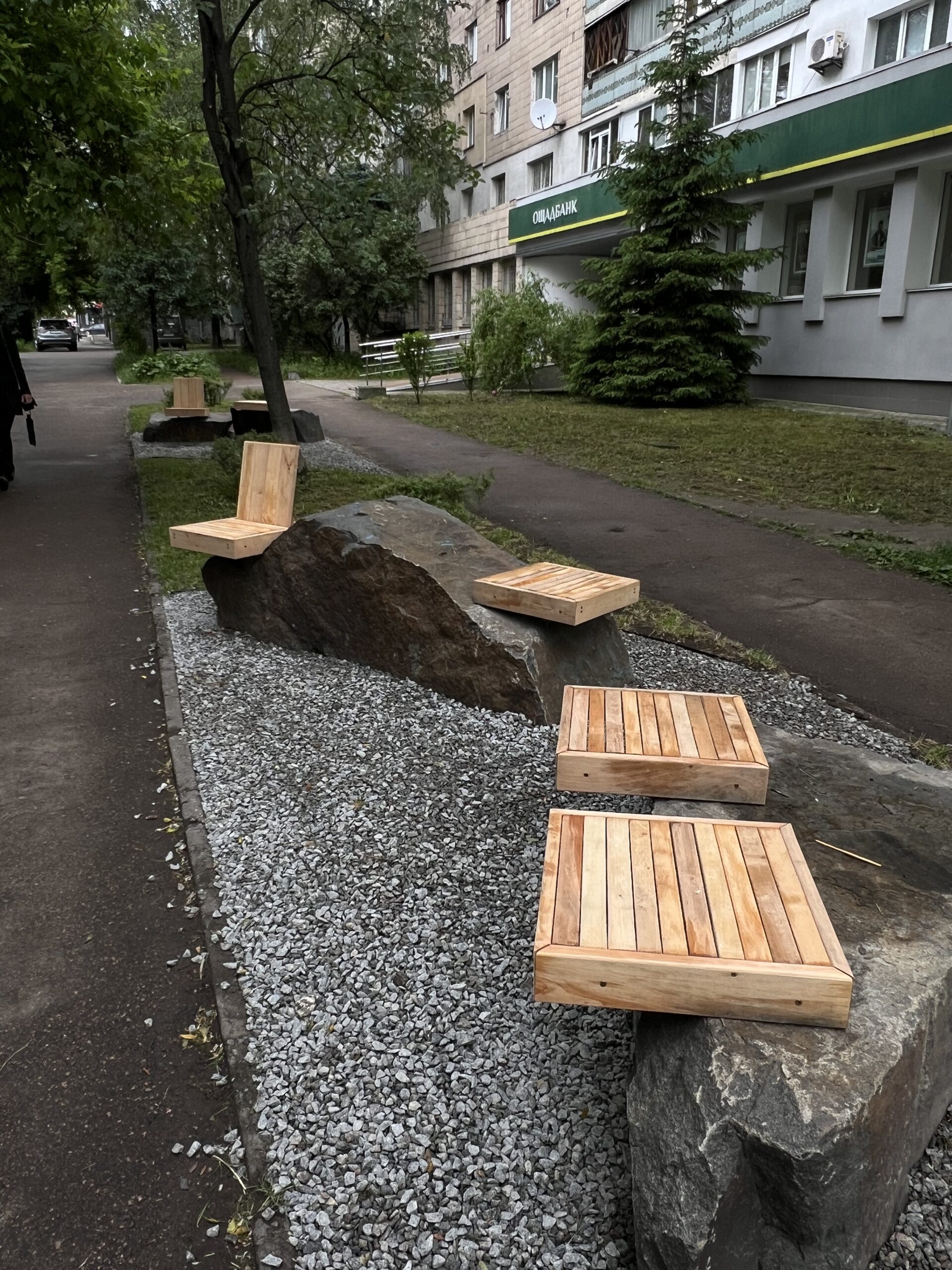 На вулиці Перемоги, 54 у Житомирі облаштували простір для людей: як з’явилась ідея