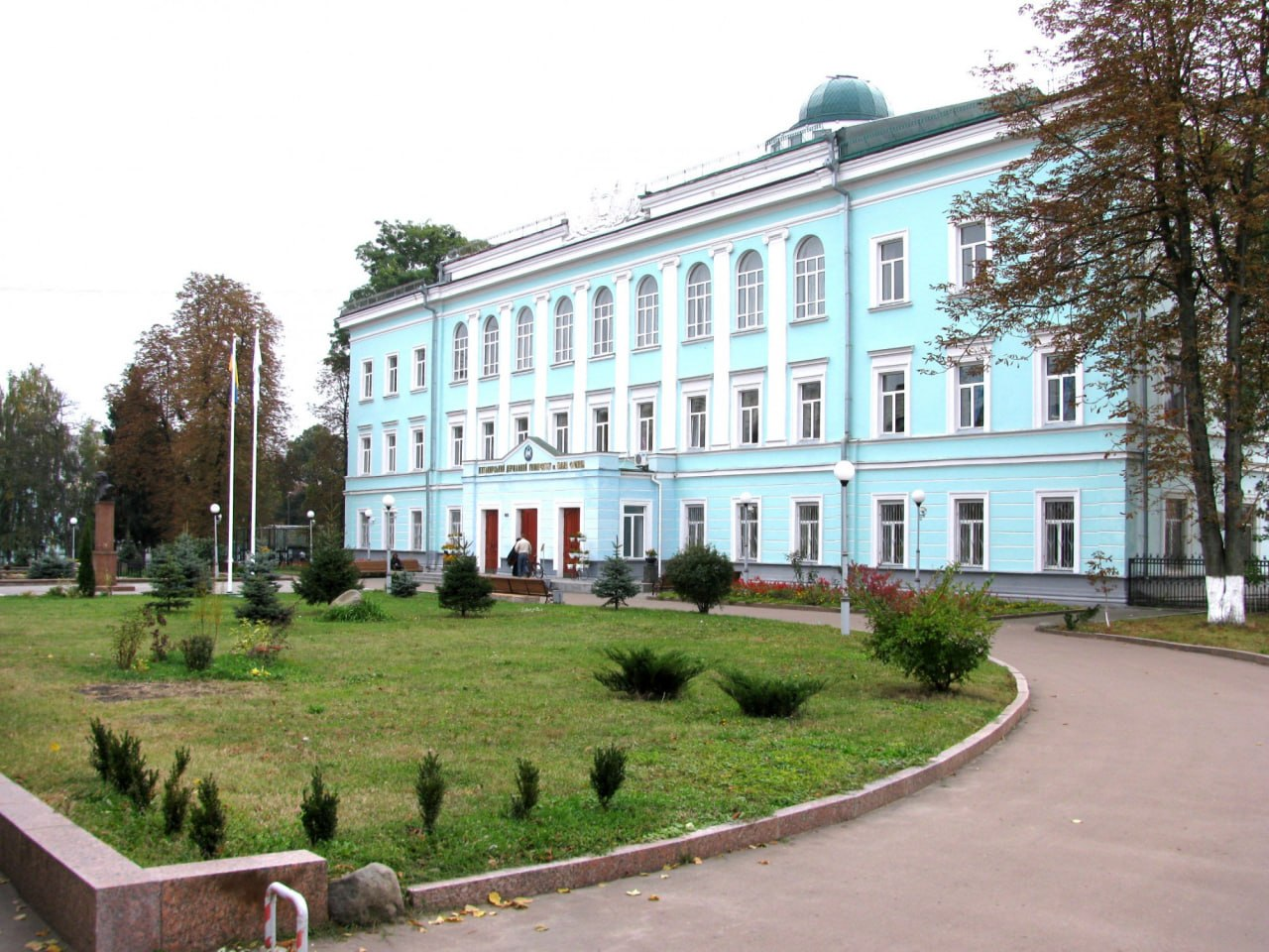 Житомирські університети потрапили до сотні кращих вишів України